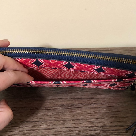 Stella and Dot accordion style wallet - Picture 4 of 8